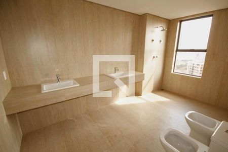 Apartamento à venda com 225m², 4 quartos e 4 vagasbanheiro quarto  3