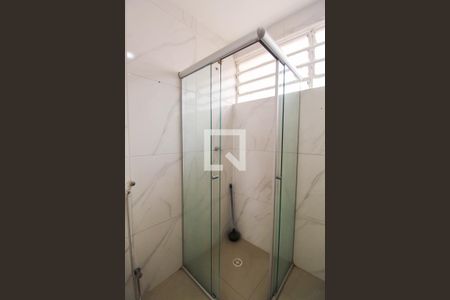 Casa para alugar com 90m², 2 quartos e 2 vagas Casa para alugar com 90m², 2 quartos e 2 vagasBanheiro