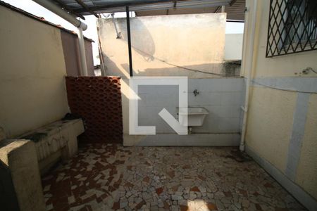 Apartamento para alugar com 81m², 2 quartos e sem vagaÁrea de Serviço