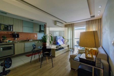 Sala de apartamento para alugar com 2 quartos, 70m² em Barra da Tijuca, Rio de Janeiro