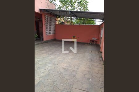 Casa à venda com 4 quartos, 170m² em Vila Kosmos, Rio de Janeiro