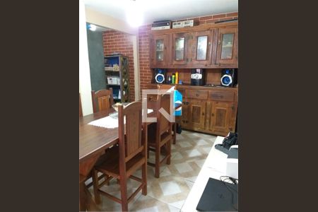 Casa à venda com 4 quartos, 170m² em Vila Kosmos, Rio de Janeiro