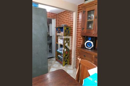 Casa à venda com 4 quartos, 170m² em Vila Kosmos, Rio de Janeiro