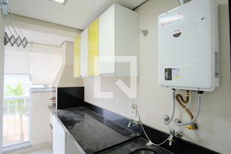Apartamento para alugar com 70m², 3 quartos e 1 vagaÁrea de Serviço