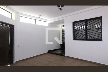 Casa à venda com 141m², 3 quartos e 2 vagas Casa à venda com 141m², 3 quartos e 2 vagasGaragem