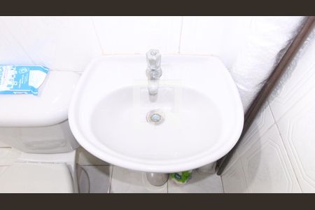 Casa à venda com 141m², 3 quartos e 2 vagas Casa à venda com 141m², 3 quartos e 2 vagasBanheiro