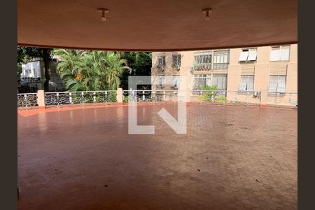 Apartamento à venda com 109m², 3 quartos e sem vagaÁrea comum