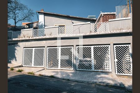 Casa à venda com 442m², 3 quartos e 3 vagasFachada