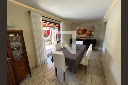 Casa para alugar com 320m², 5 quartos e 3 vagasSala de Jantar