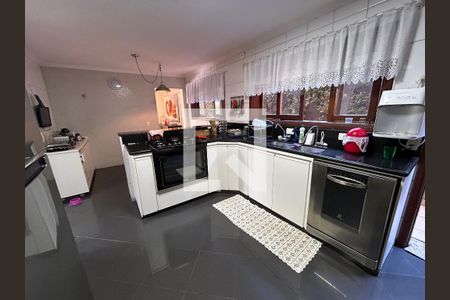 Casa para alugar com 320m², 5 quartos e 3 vagasCozinha