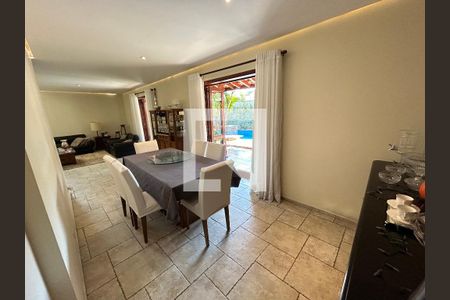 Casa para alugar com 320m², 5 quartos e 3 vagasSala de Jantar