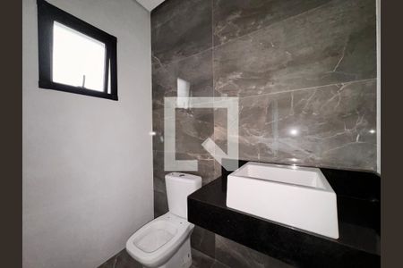 Casa à venda com 200m², 3 quartos e 4 vagasLavabo
