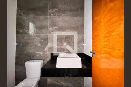 Casa à venda com 200m², 3 quartos e 4 vagasLavabo