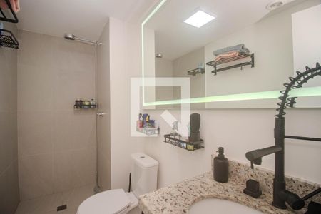 Apartamento à venda com 65m², 2 quartos e 1 vaga Apartamento à venda com 65m², 2 quartos e 1 vagaBanheiro da Suíte