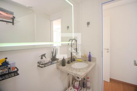 Apartamento à venda com 65m², 2 quartos e 1 vaga Apartamento à venda com 65m², 2 quartos e 1 vagaBanheiro da Suíte