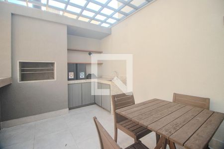 Apartamento à venda com 65m², 2 quartos e 1 vaga Apartamento à venda com 65m², 2 quartos e 1 vagaÁrea comum - Churrasqueira