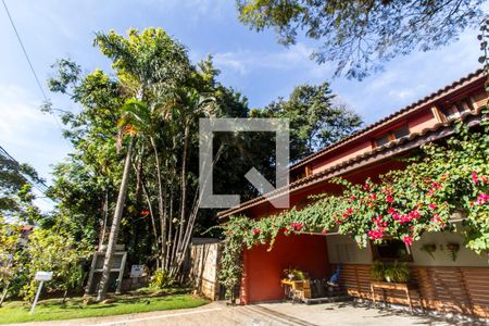 Casa de condomínio para alugar com 385m², 4 quartos e 3 vagas Casa de condomínio para alugar com 385m², 4 quartos e 3 vagasGaragem