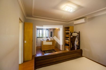 Casa de condomínio para alugar com 385m², 4 quartos e 3 vagas Casa de condomínio para alugar com 385m², 4 quartos e 3 vagasSuíte master