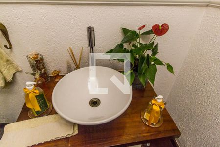 Casa de condomínio para alugar com 385m², 4 quartos e 3 vagas Casa de condomínio para alugar com 385m², 4 quartos e 3 vagasLavabo Área gourmet