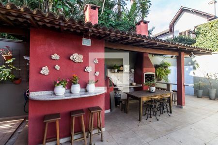 Casa de condomínio para alugar com 385m², 4 quartos e 3 vagas Casa de condomínio para alugar com 385m², 4 quartos e 3 vagasÁrea gourmet