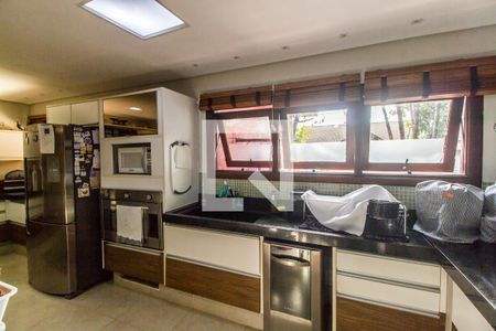 Casa de condomínio para alugar com 385m², 4 quartos e 3 vagas Casa de condomínio para alugar com 385m², 4 quartos e 3 vagasCozinha