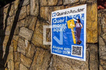 Casa de condomínio para alugar com 385m², 4 quartos e 3 vagas Casa de condomínio para alugar com 385m², 4 quartos e 3 vagasplaquinha