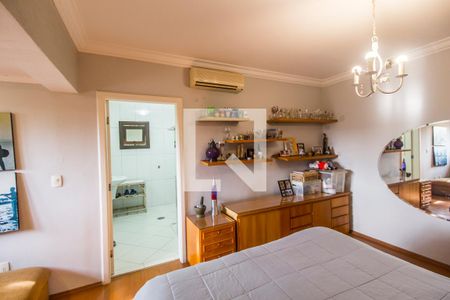 Casa de condomínio para alugar com 385m², 4 quartos e 3 vagas Casa de condomínio para alugar com 385m², 4 quartos e 3 vagasSuíte 3