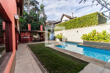 Casa de condomínio para alugar com 385m², 4 quartos e 3 vagas Casa de condomínio para alugar com 385m², 4 quartos e 3 vagasPiscina