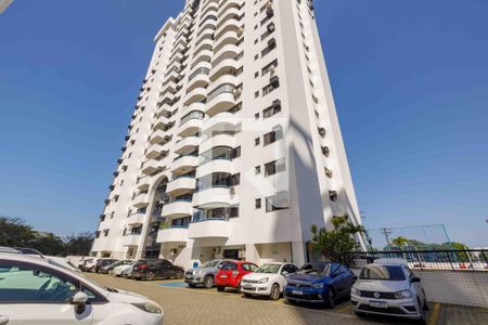 Apartamento à venda com 63m², 1 quarto e 2 vagasFachada