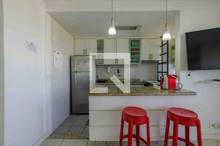 Apartamento à venda com 63m², 1 quarto e 2 vagasCozinha