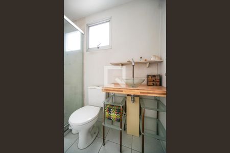 Apartamento à venda com 64m², 3 quartos e 2 vagas Apartamento à venda com 64m², 3 quartos e 2 vagasBanheiro da suíte