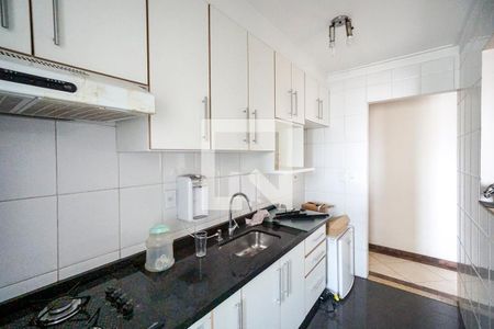 Apartamento à venda com 64m², 3 quartos e 2 vagas Apartamento à venda com 64m², 3 quartos e 2 vagasCozinha