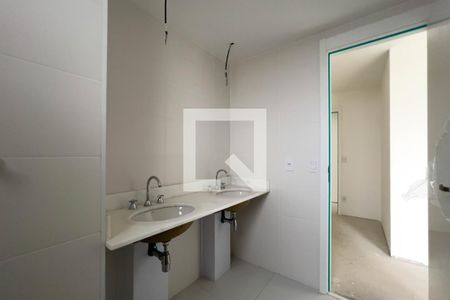 Apartamento à venda com 120m², 3 quartos e 2 vagasBanheiro do quarto 1