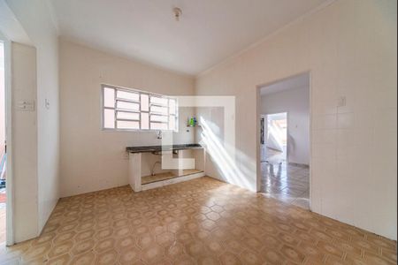 Casa para alugar com 90m², 3 quartos e 4 vagas Casa para alugar com 90m², 3 quartos e 4 vagasCozinha