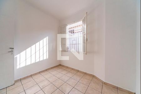 Casa para alugar com 90m², 3 quartos e 4 vagas Casa para alugar com 90m², 3 quartos e 4 vagasQuarto 2