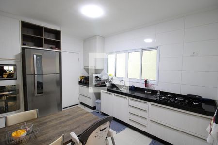 Casa à venda com 148m², 4 quartos e 2 vagasCozinha