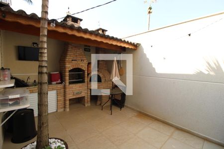 Casa à venda com 148m², 4 quartos e 2 vagasÁrea Comum