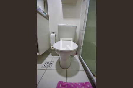 Apartamento para alugar com 59m², 2 quartos e 1 vaga Apartamento para alugar com 59m², 2 quartos e 1 vagaBanheiro do Quarto 2 (Suíte)