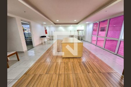 Apartamento para alugar com 59m², 2 quartos e 1 vaga Apartamento para alugar com 59m², 2 quartos e 1 vagaÁrea comum - Salão de festas