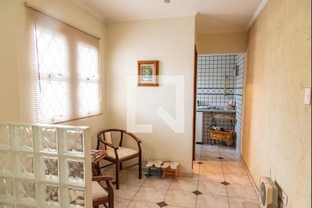 Casa à venda com 472m², 4 quartos e 3 vagasCasa 2 / sala