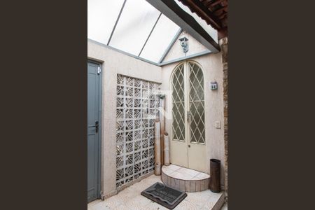 Casa à venda com 472m², 4 quartos e 3 vagasCasa 2 / entrada