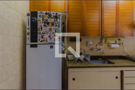 Casa à venda com 472m², 4 quartos e 3 vagasCozinha