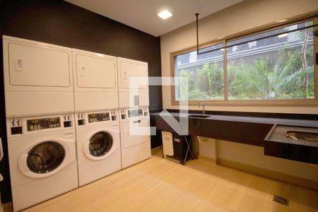 Studio para alugar com 29m², 1 quarto e sem vaga Studio para alugar com 29m², 1 quarto e sem vagaLavanderia