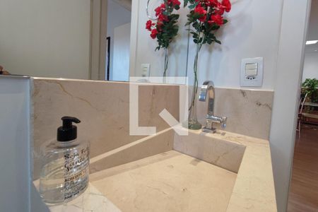 Apartamento à venda com 64m², 2 quartos e 2 vagasBanheiro 