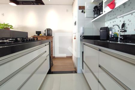 Apartamento à venda com 64m², 2 quartos e 2 vagasCozinha 