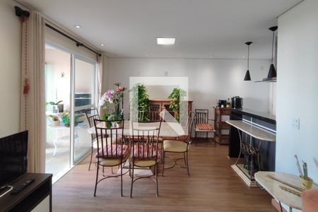 Sala de apartamento à venda com 2 quartos, 64m² em Jardim São Vicente, Campinas