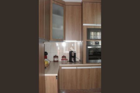 Casa à venda com 3 quartos, 215m² em Vila Granada, São Paulo