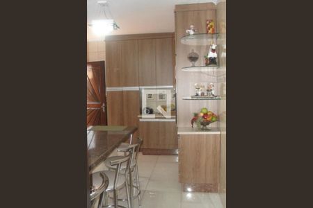 Casa à venda com 3 quartos, 215m² em Vila Granada, São Paulo