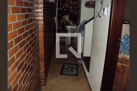 Casa à venda com 3 quartos, 220m² em Olaria, Rio de Janeiro