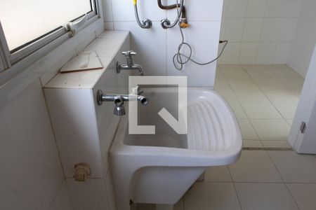 Apartamento à venda com 137m², 3 quartos e 3 vagasÁREA DE SERVIÇO